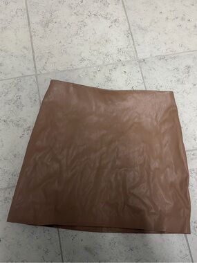 Shinestar Camel Faux Leather Mini Skirt size medium cognac seam detail